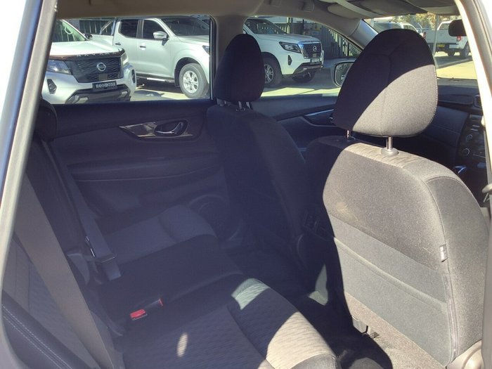 2017 Nissan X-TRAIL ST