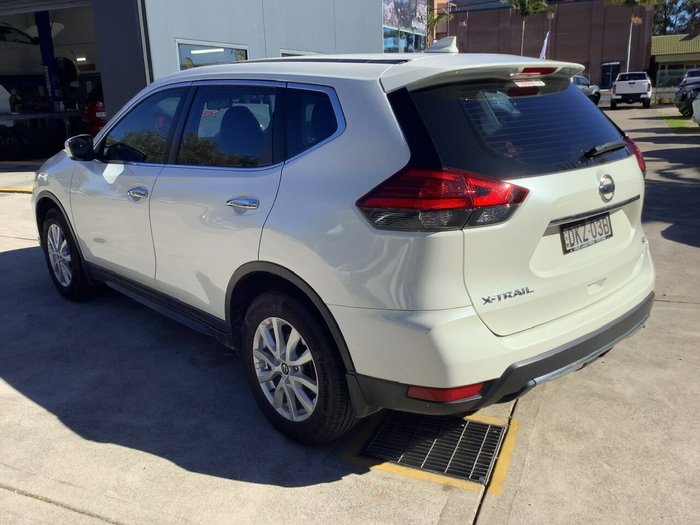 2017 Nissan X-TRAIL ST