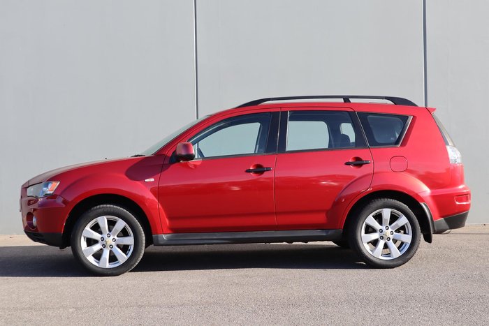 2011 Mitsubishi Outlander LS