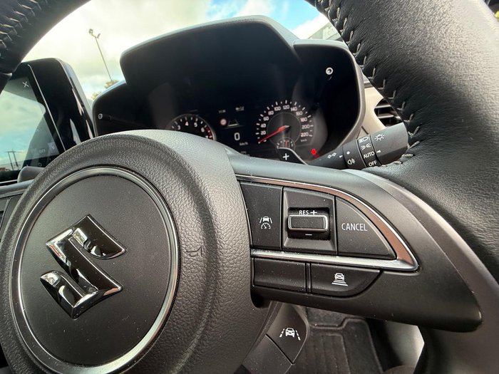 2024 Suzuki Swift Hybrid GLX
