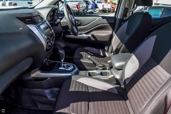 2024 Nissan Navara SL Warrior