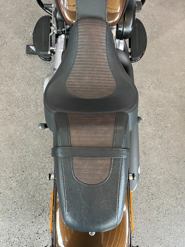 2013 Harley-davidson FLSTFB FAT BOY LO 110th ANN BRONZE / ANV BLACK