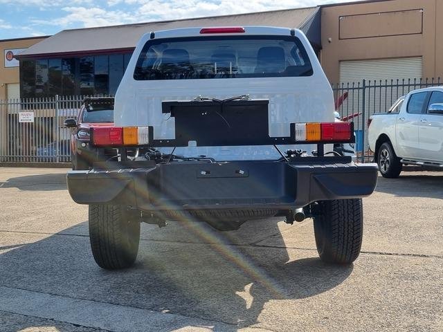 2025 Isuzu D-MAX SX