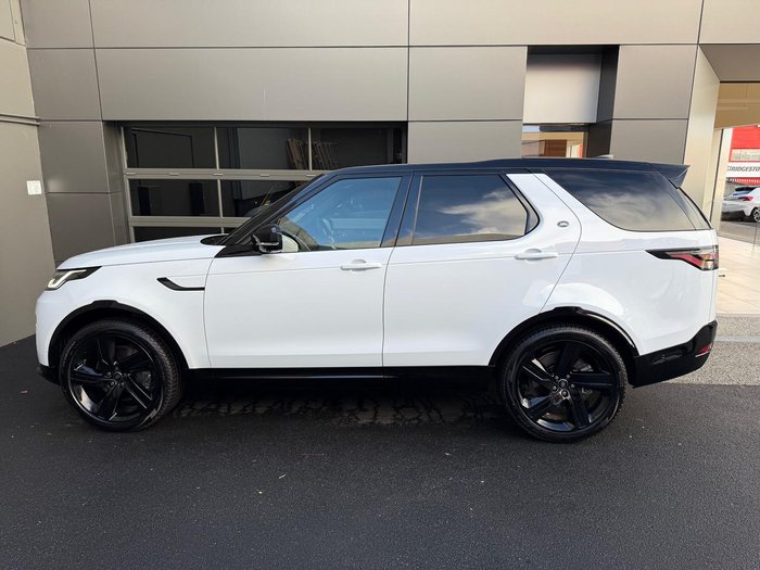 2024 Land Rover Discovery P360 Dynamic SE