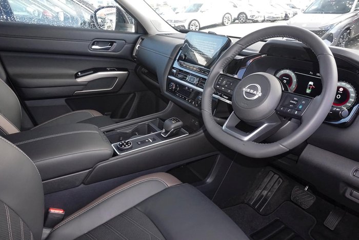2024 Nissan Pathfinder Ti-L