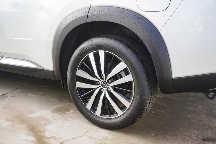 2024 Nissan Pathfinder Ti-L