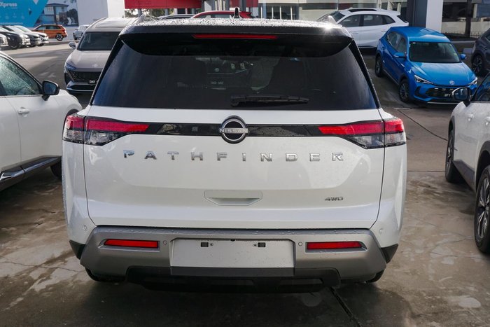 2024 Nissan Pathfinder Ti-L