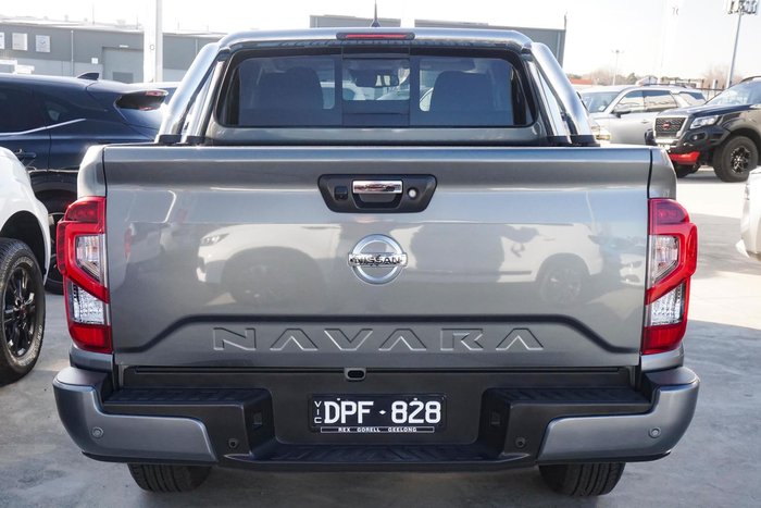 2024 Nissan Navara ST