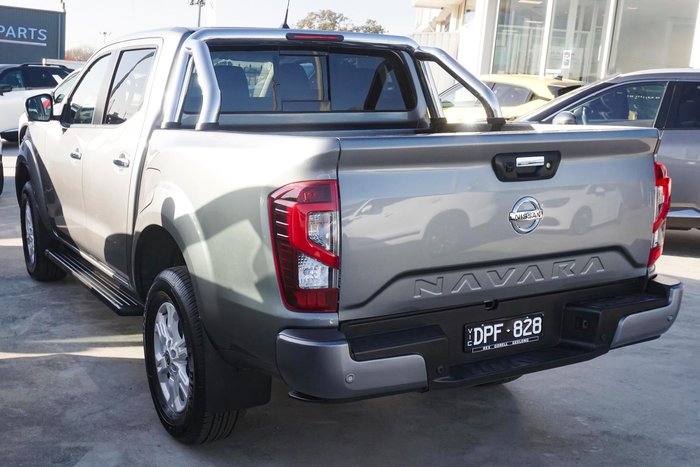 2024 Nissan Navara ST