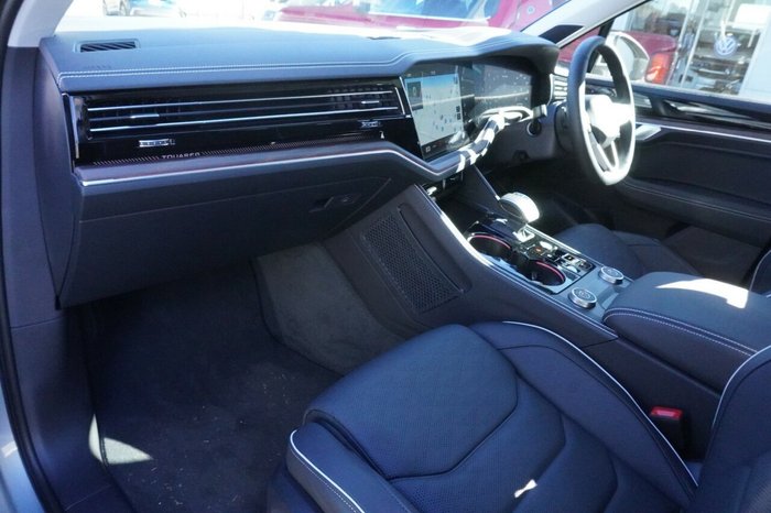 2025 Volkswagen Touareg 210TDI Elegance