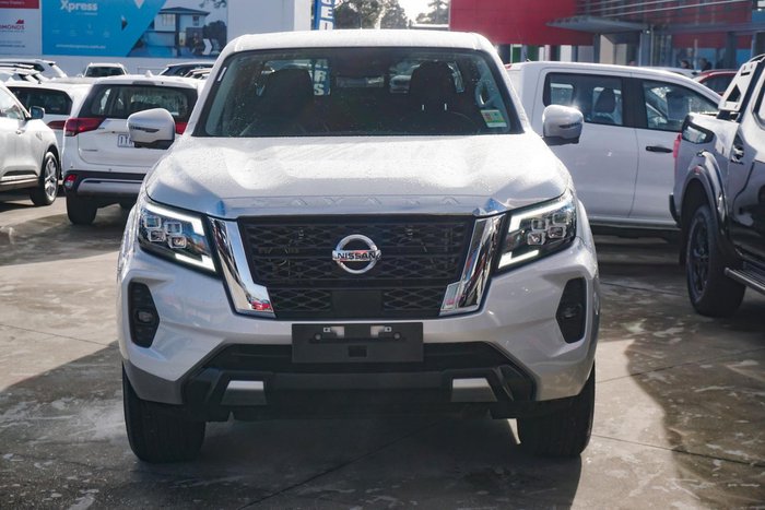 2024 Nissan Navara ST