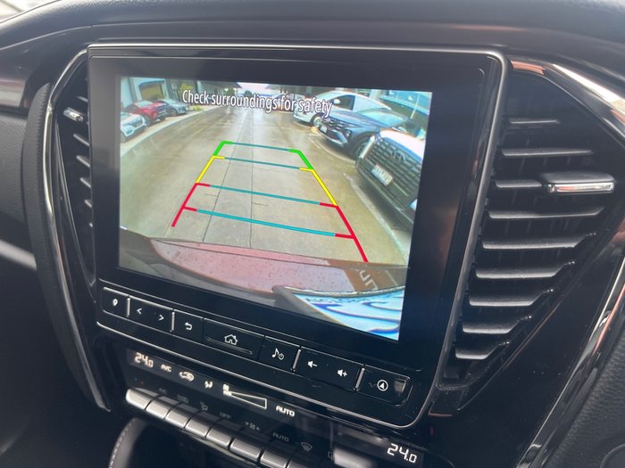 2022 Isuzu MU-X LS-T
