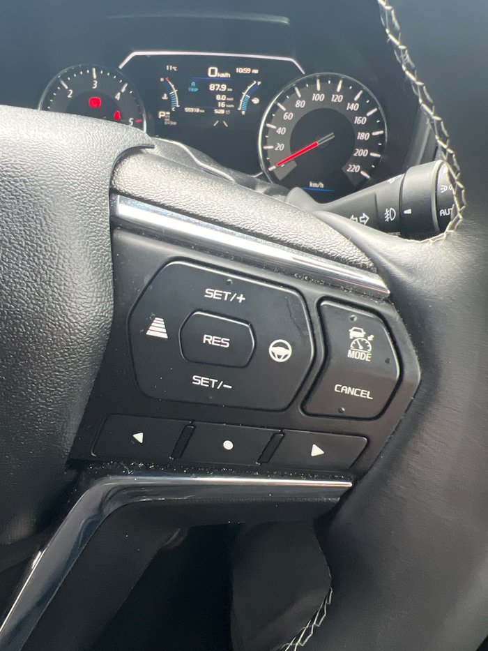 2022 Isuzu MU-X LS-T