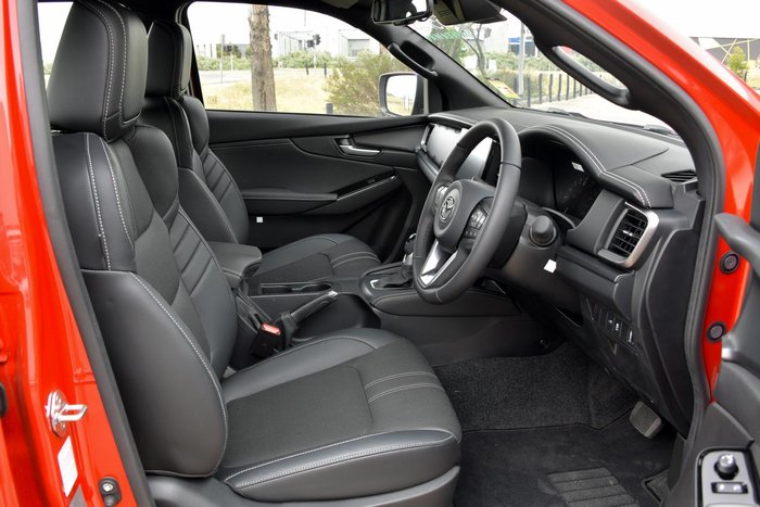 2025 Mazda BT-50 GT