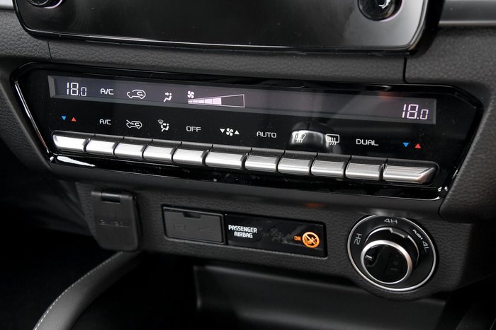2025 Mazda BT-50 GT
