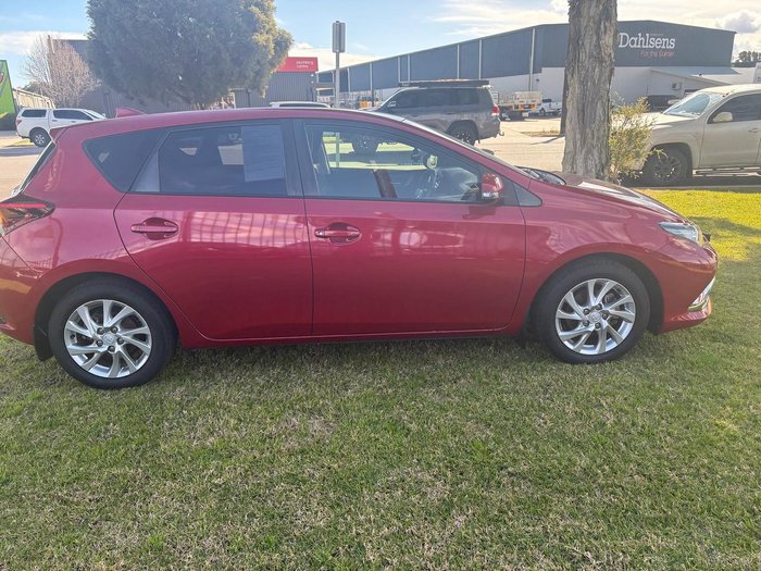 2016 Toyota Corolla Ascent Sport