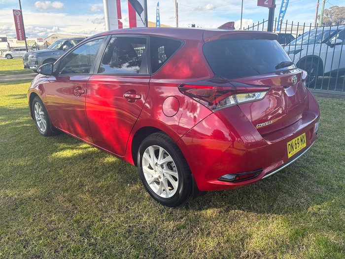 2016 Toyota Corolla Ascent Sport