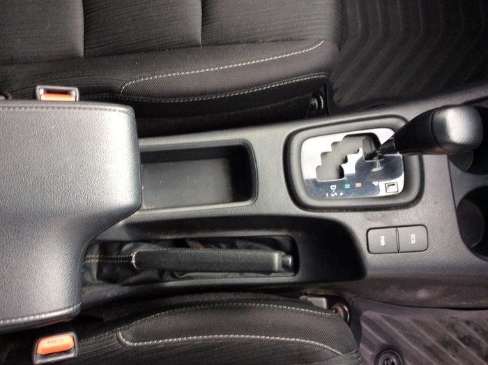 2023 Toyota Hilux SR