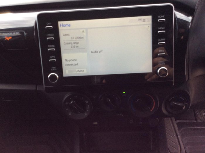 2023 Toyota Hilux SR