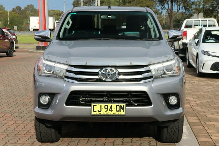 2016 Toyota Hilux SR5
