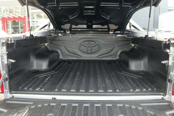 2016 Toyota Hilux SR5