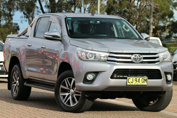 2016 Toyota Hilux SR5