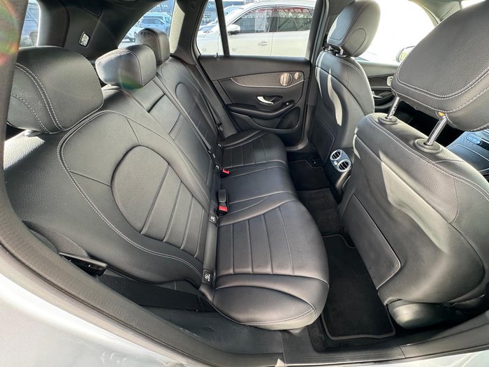 2021 Mercedes-Benz GLC-Class GLC300