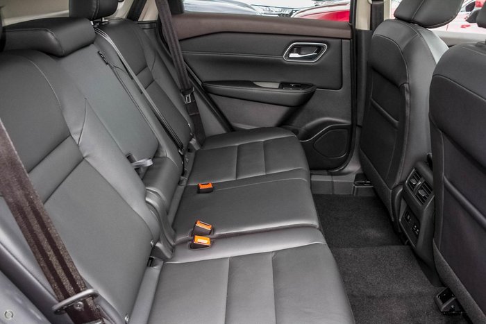 2025 Nissan X-TRAIL Ti