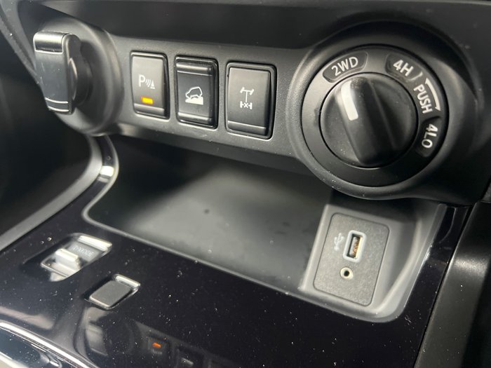 2023 Nissan Navara PRO-4X