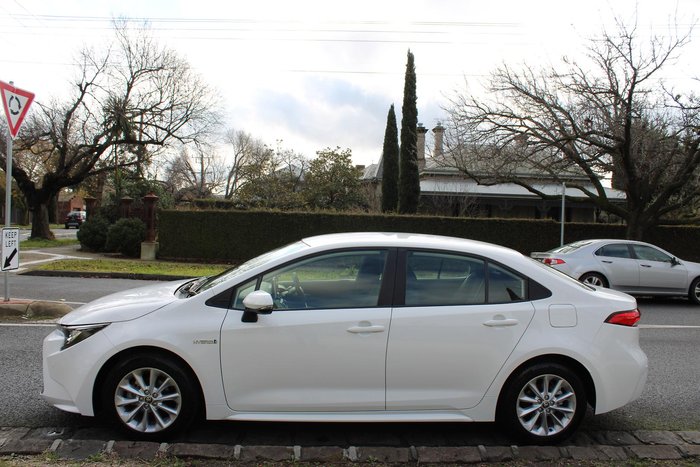 2021 Toyota Corolla Ascent Sport Hybrid ZWE211R Glacier White