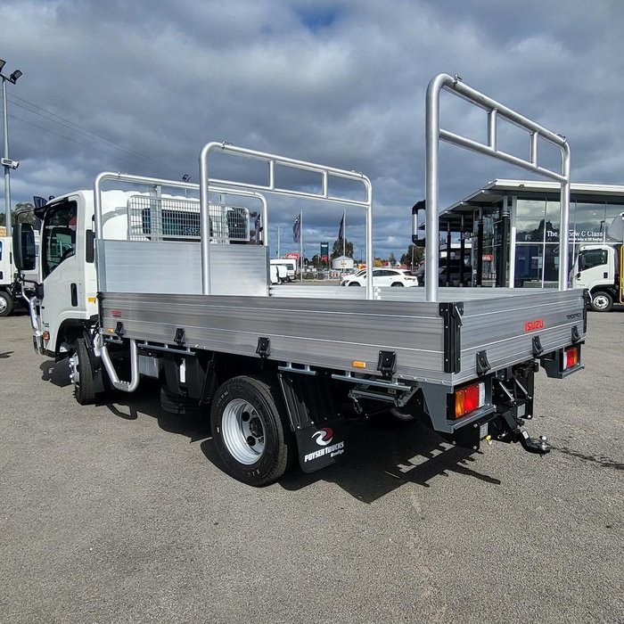 2025 Isuzu Npr 45/55-155 Amt Swb Tradepack