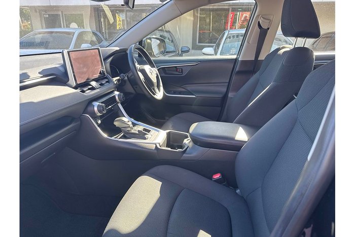 2023 Toyota RAV4 GX