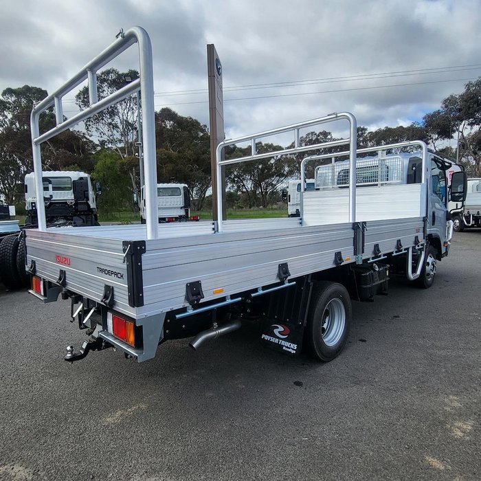2025 Isuzu Npr 45-155 Amt Mwb Tradepack Premium TRADEPACK PREMIUM