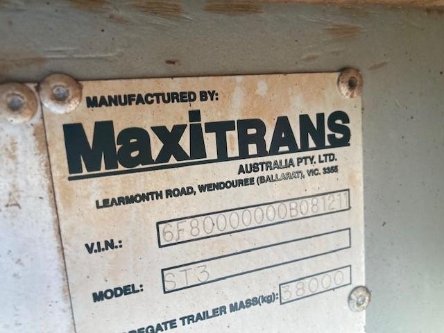 2012 Maxi Trans 13.5M Straight Flat Top Red