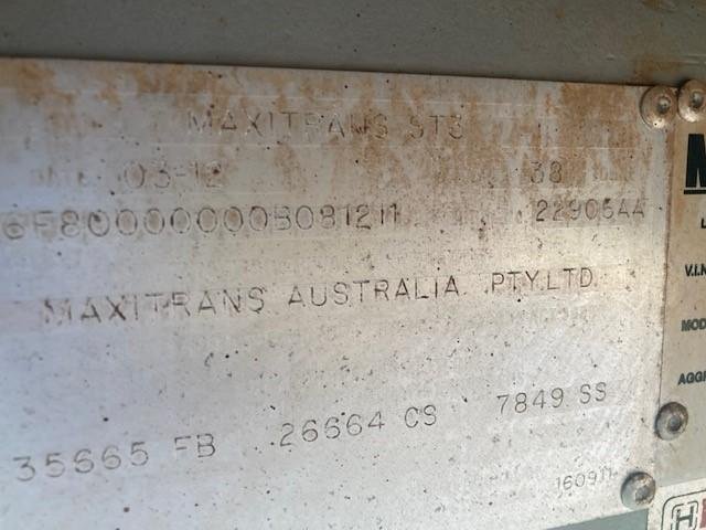 2012 Maxi Trans 13.5M Straight Flat Top Red