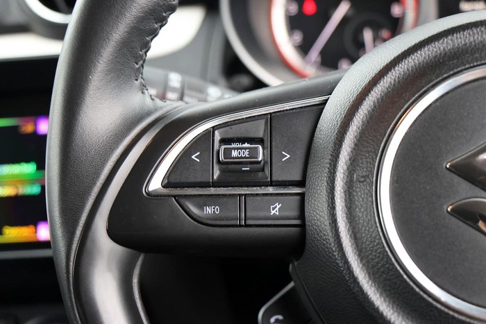 2021 Suzuki Swift GL Navigator