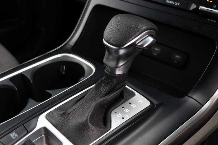 2022 Kia Carnival S