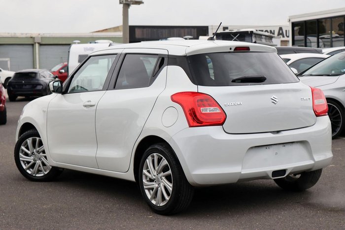 2021 Suzuki Swift GL Navigator