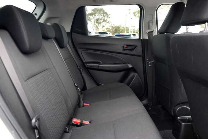 2021 Suzuki Swift GL Navigator