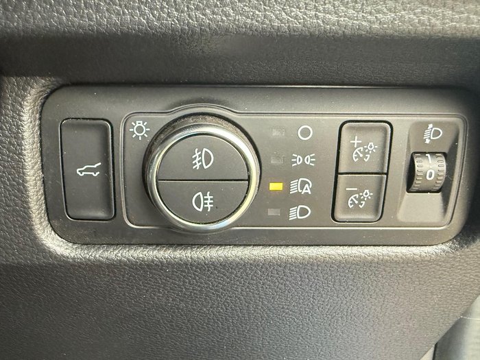 2023 Ford Everest Sport