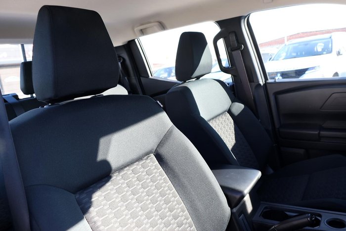 2024 Mitsubishi Triton GLX MV MY24 4x2 Blade Silver