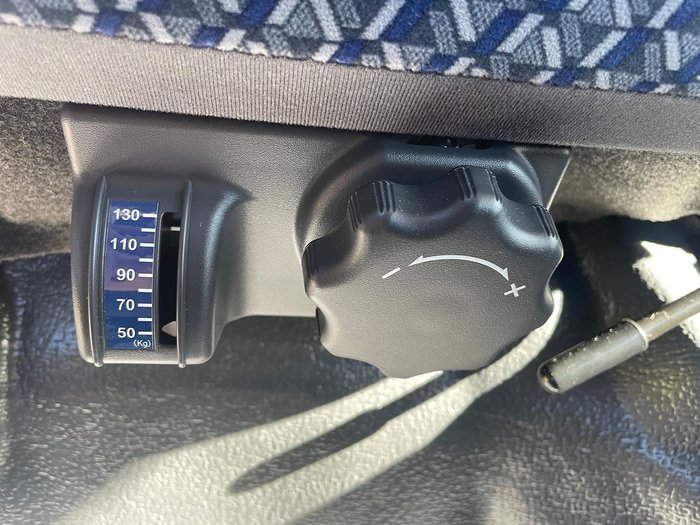 2025 Isuzu Nlr 45-150