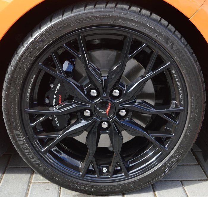 2024 Chevrolet Corvette Stingray 2LT C8 MY24 Amplify Orange