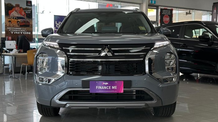 2025 Mitsubishi Outlander Exceed