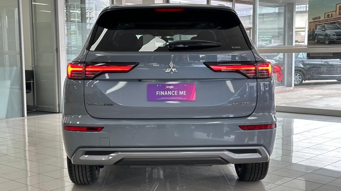 2025 Mitsubishi Outlander Exceed