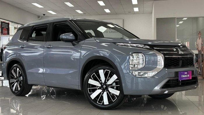 2025 Mitsubishi Outlander Exceed