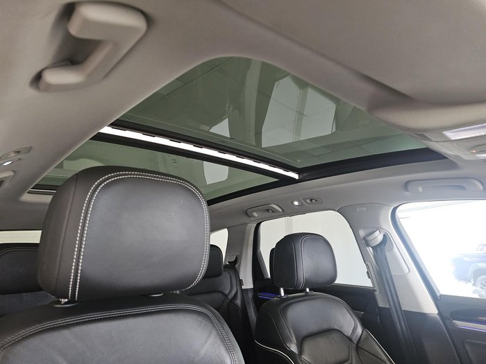2019 Volkswagen Touareg 190TDI Launch Edition