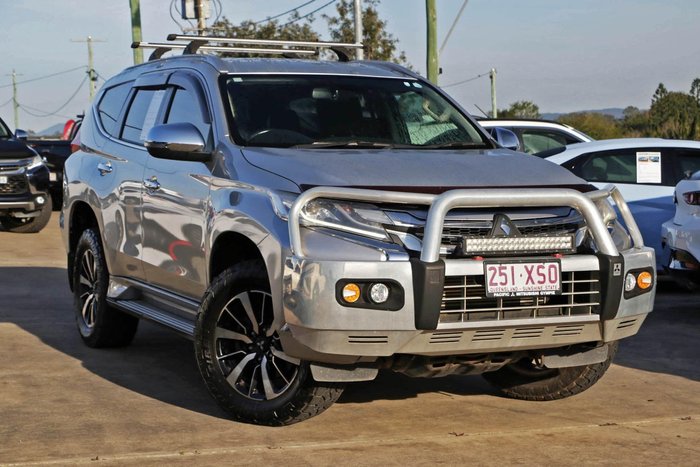 2016 Mitsubishi Pajero Sport GLS