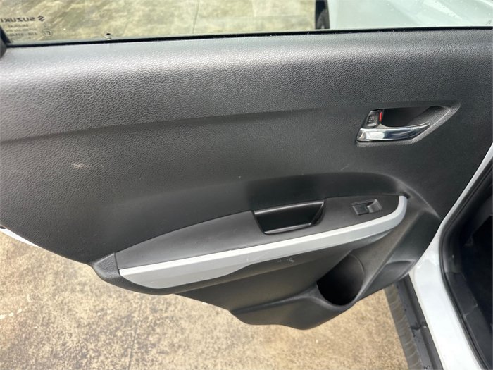 2015 SUZUKI VITARA RT-X (4WD)