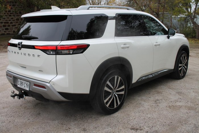 2023 Nissan Pathfinder Ti-L